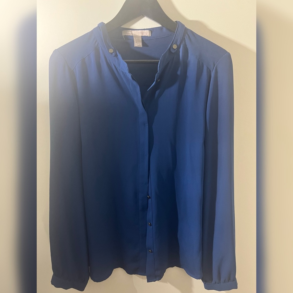 Forever 21 Blue Casual Button Down Shirt